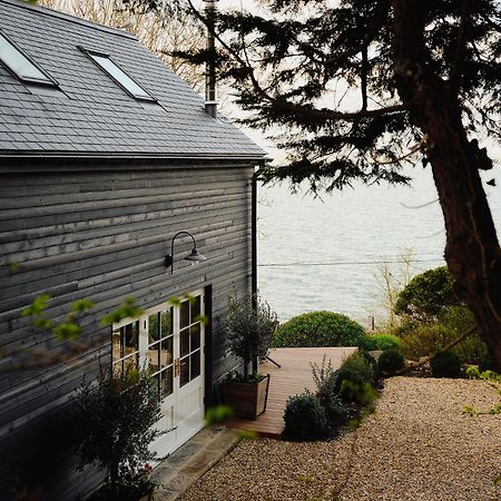1-Bed Luxury Seafront Cabin In Heart Of Newlyn, Mousehole Ngoại thất bức ảnh